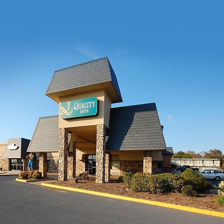 Quality Inn Shenandoah Valley Ню Маркет Екстериор снимка