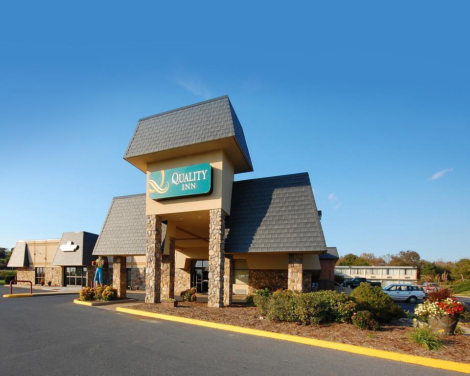 Quality Inn Shenandoah Valley Ню Маркет Екстериор снимка