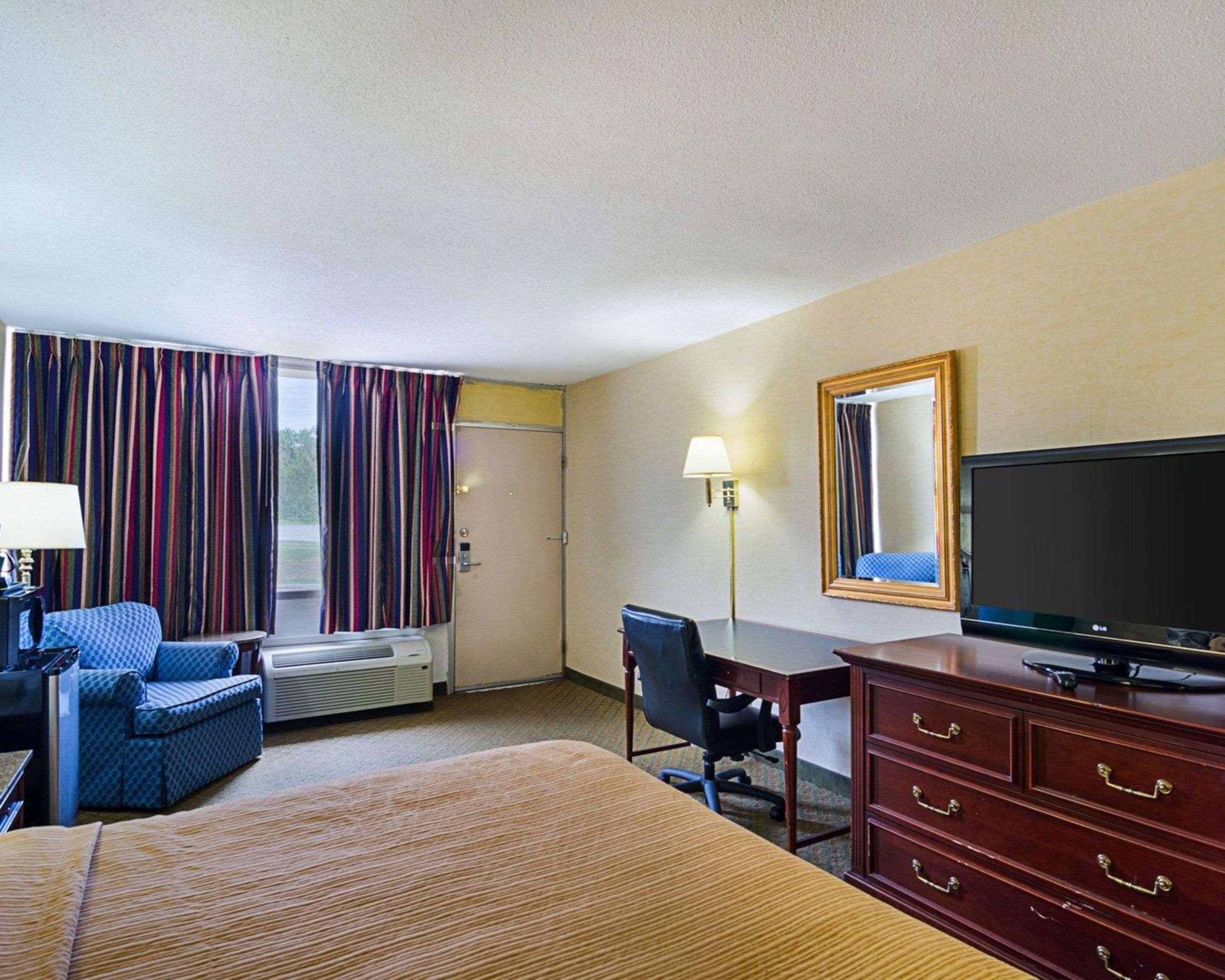 Quality Inn Shenandoah Valley Ню Маркет Екстериор снимка